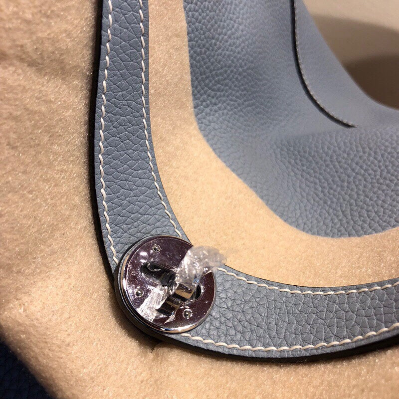 Luxurious Totes - Latest - 6749