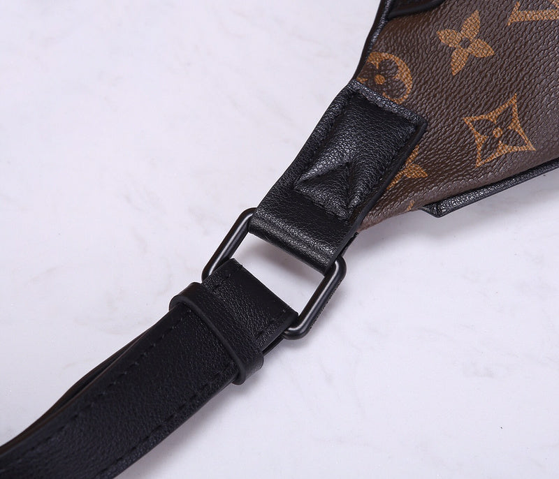 LOV - Luxurious Totes - 2527