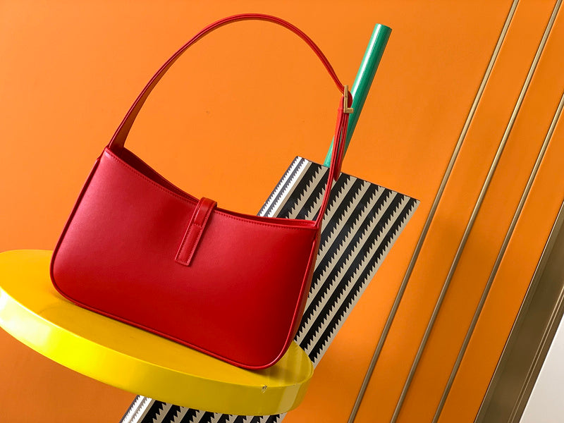 Luxurious Totes - Latest - 8168