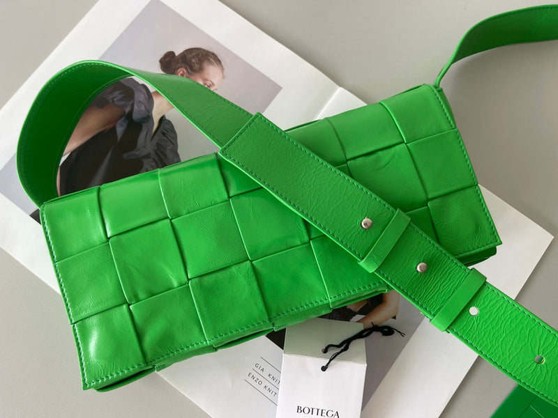 Luxurious Totes - Latest - 7005