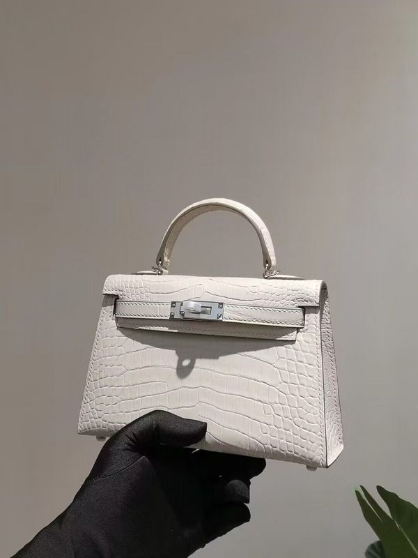 HMS - Luxurious Totes - 011