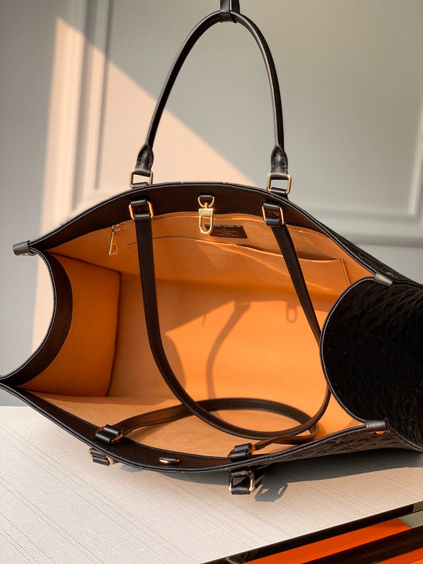 Luxurious Totes - Latest - 1950
