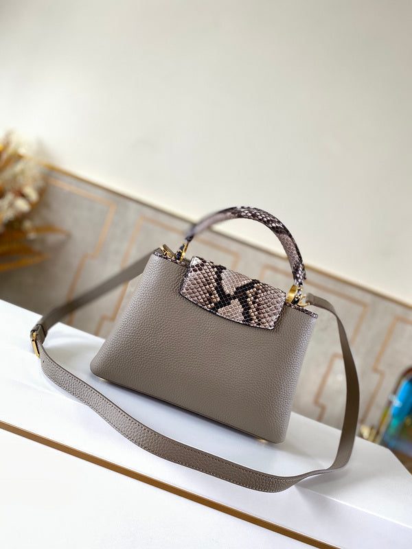 LOV - Luxurious Totes - 2199