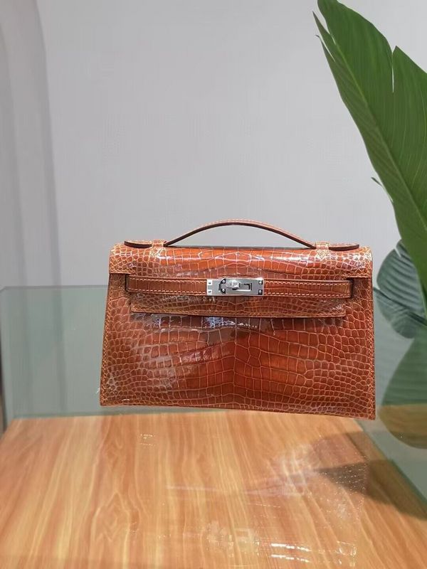 HMS - Luxurious Totes - 019