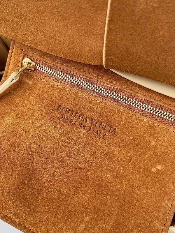 Luxurious Totes - Latest - 6940