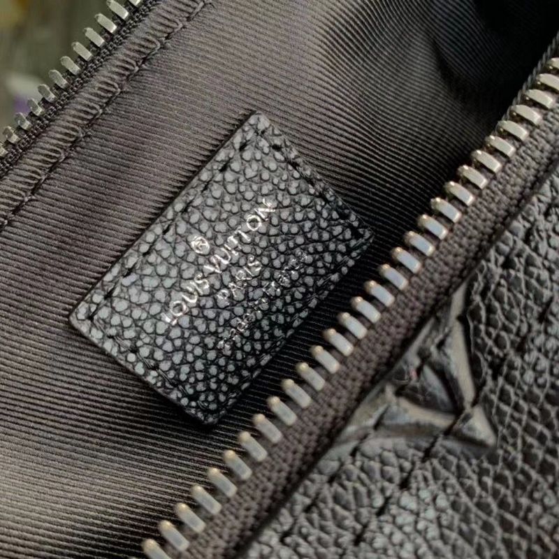 LOV - Luxurious Totes - 816