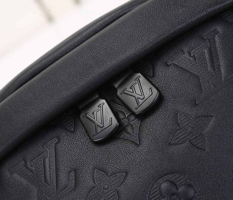 LOV - Luxurious Totes - 2684