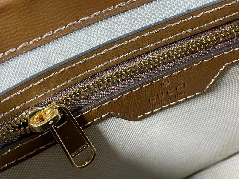 GUI - Luxurious Totes - 717