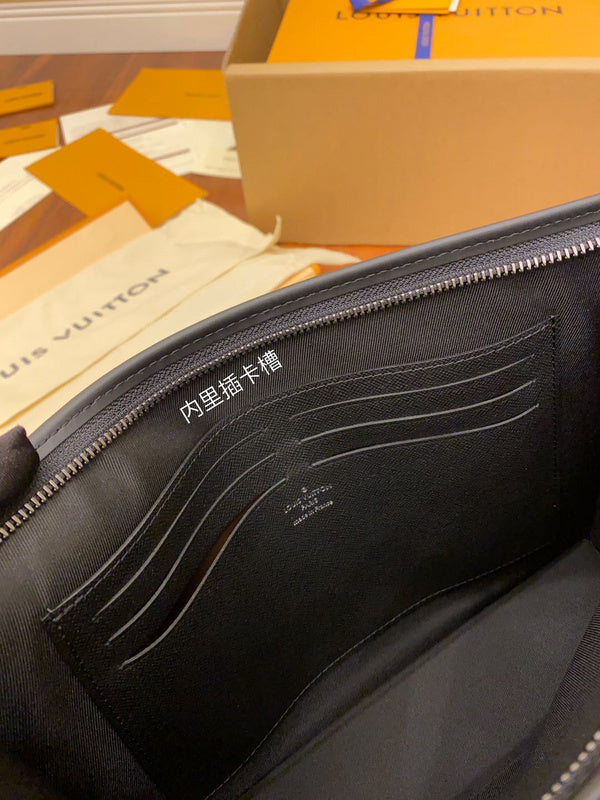 LOV - Luxurious Totes - 337