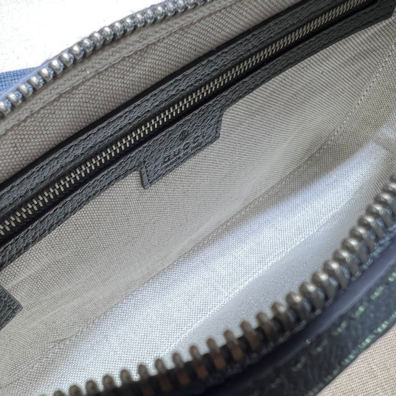 GUI - Luxurious Totes - 041