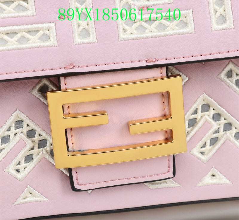 GC - Shoulder - 2981