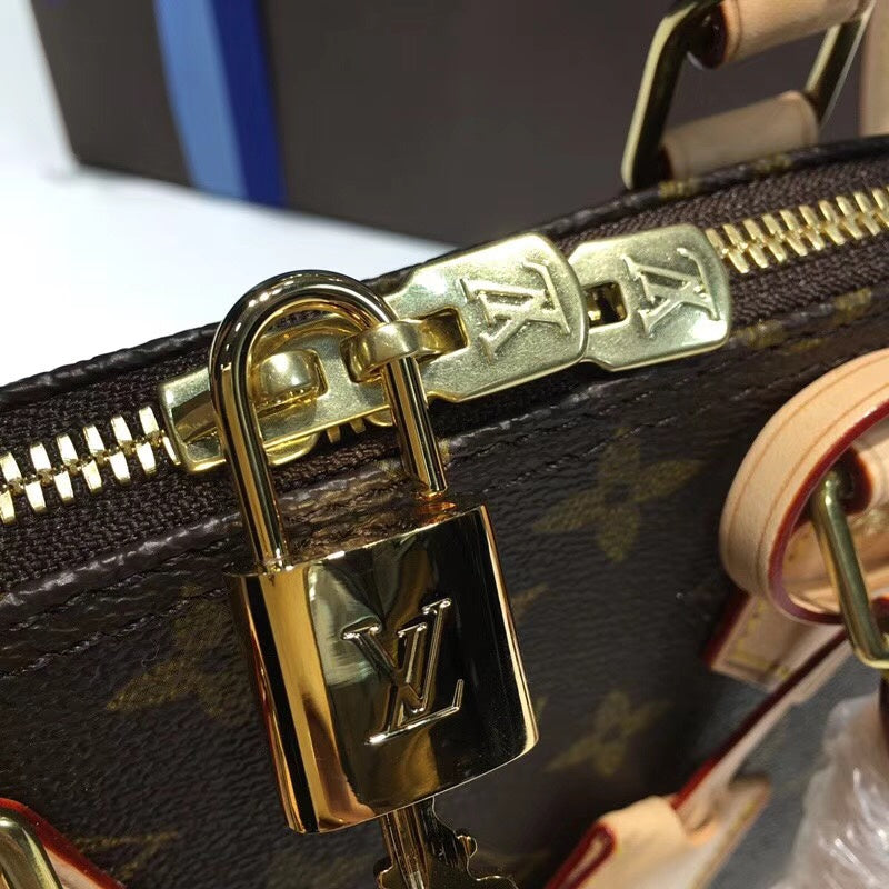 LOV - Luxurious Totes - 2760