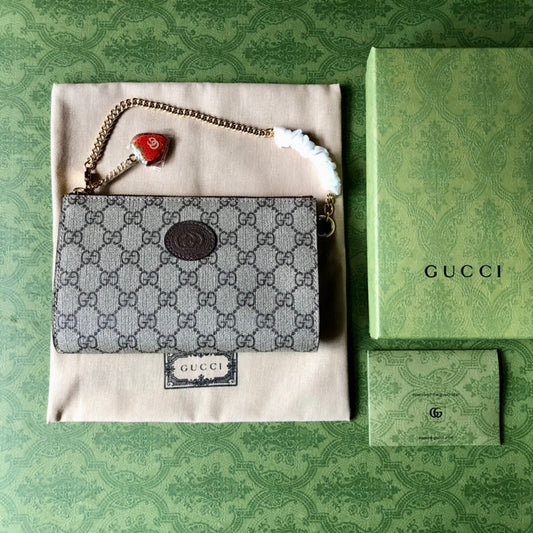 GUI - Luxurious Totes - 196
