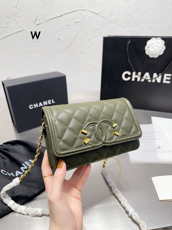 Luxurious Totes - CNL3 Bags - 551