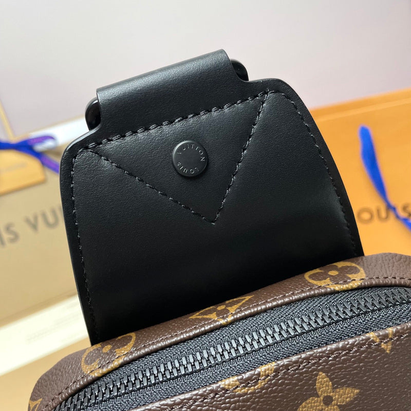 LOV - Luxurious Totes - 2320