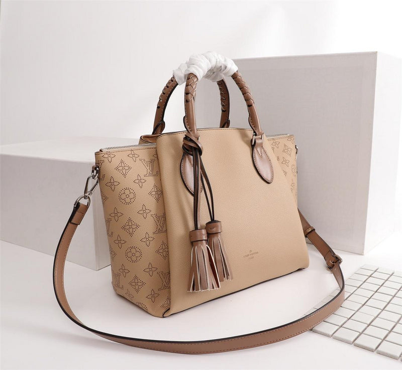 LOV - Luxurious Totes - 2721