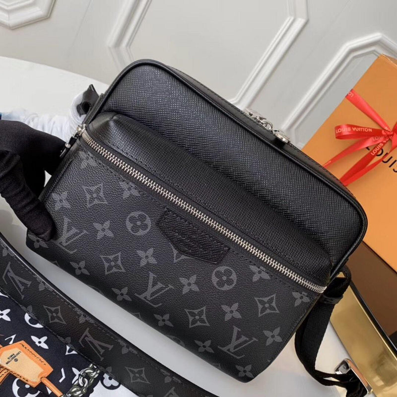 LOV - Luxurious Totes - 2723