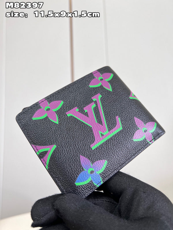 LOV - Luxurious Totes - 058