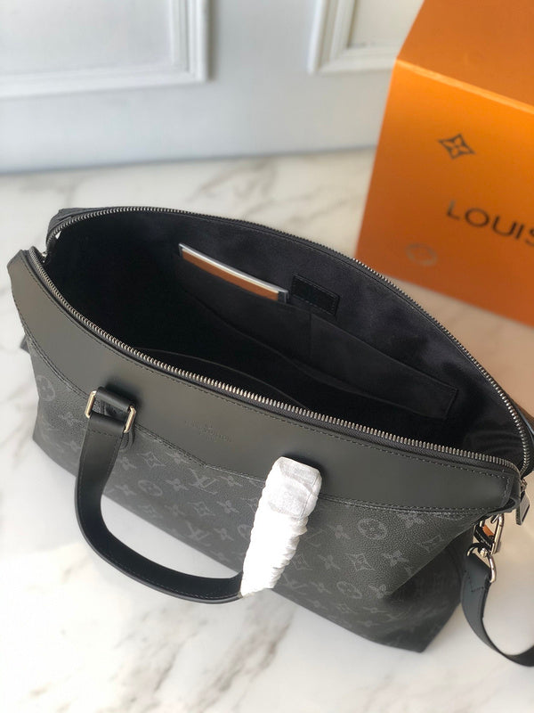 LOV - Luxurious Totes - 2586