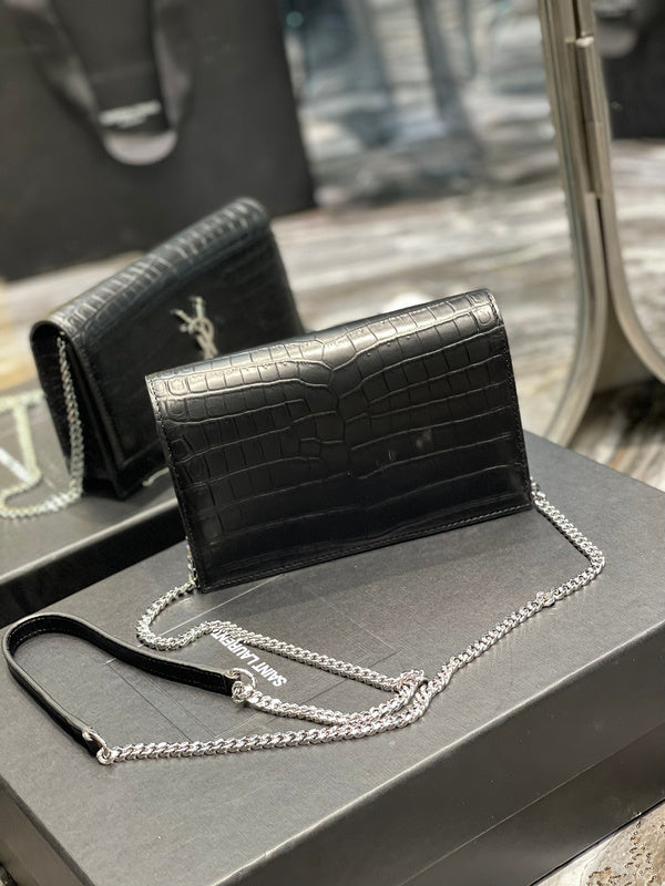Luxurious Totes - Latest - 8682