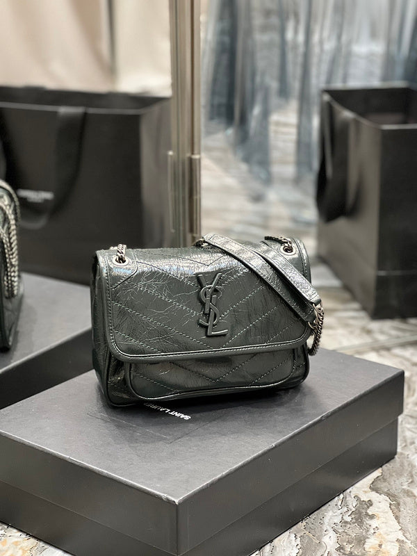 Luxurious Totes - Latest - 8537