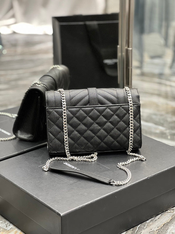Luxurious Totes - Latest - 8324