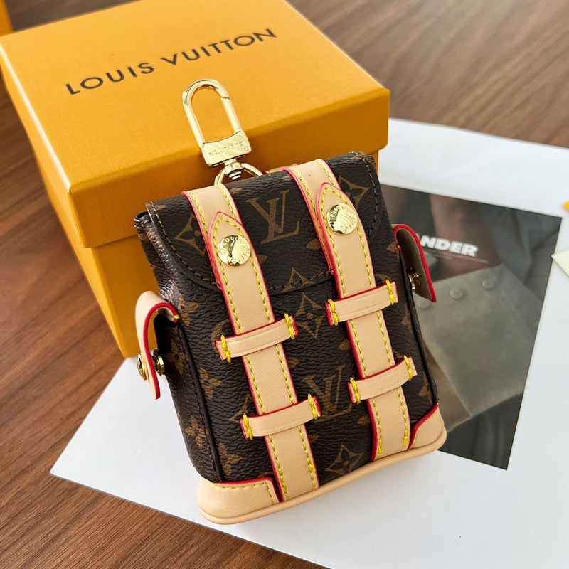 LOV - Luxurious Totes - 716
