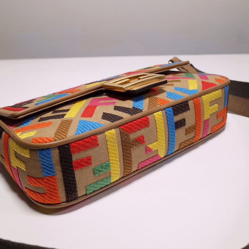 Luxurious Totes - Latest - 11422