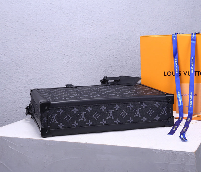 LOV - Luxurious Totes - 2535