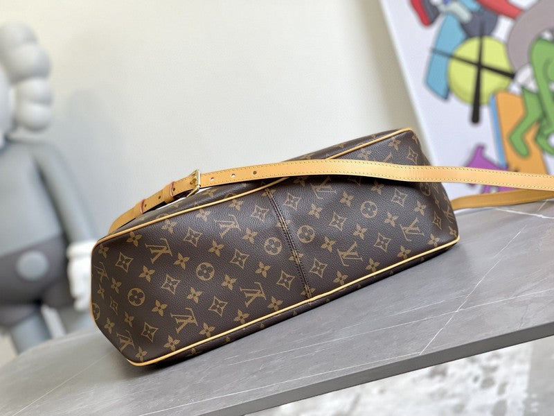 LOV - Luxurious Totes - 2077