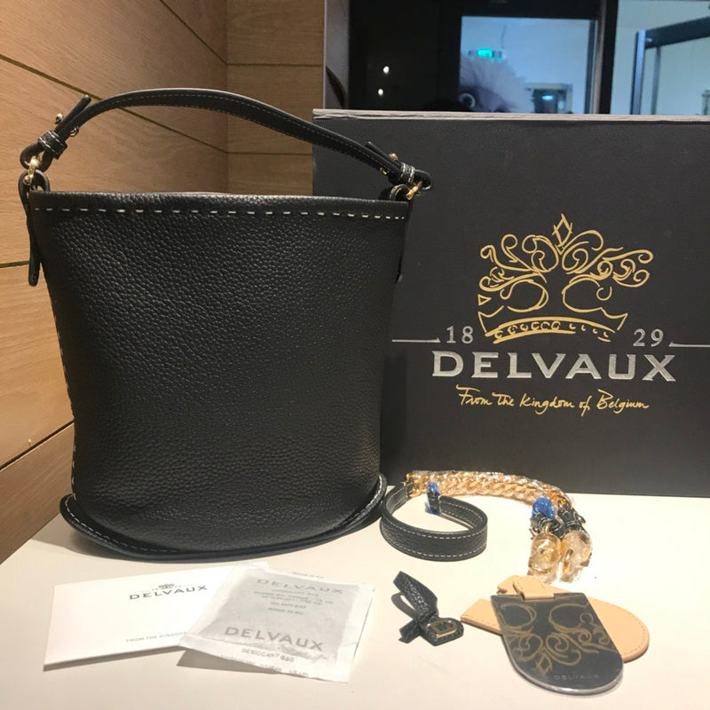 Luxurious Totes - Latest - 6082
