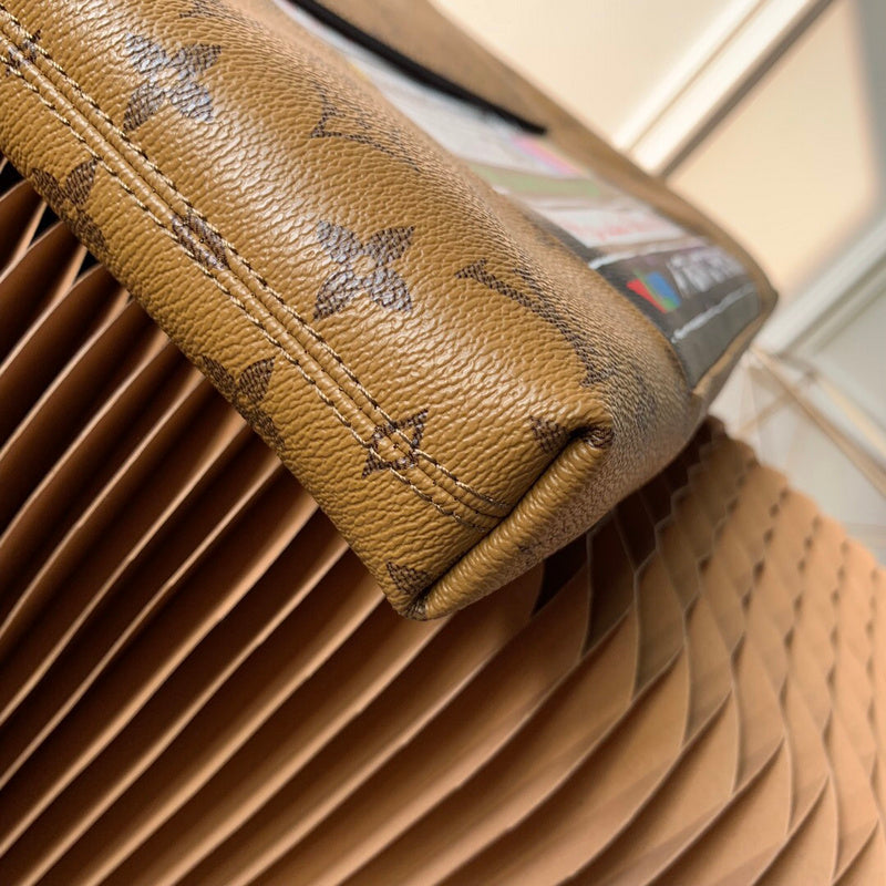 Luxurious Totes - Latest - 1544