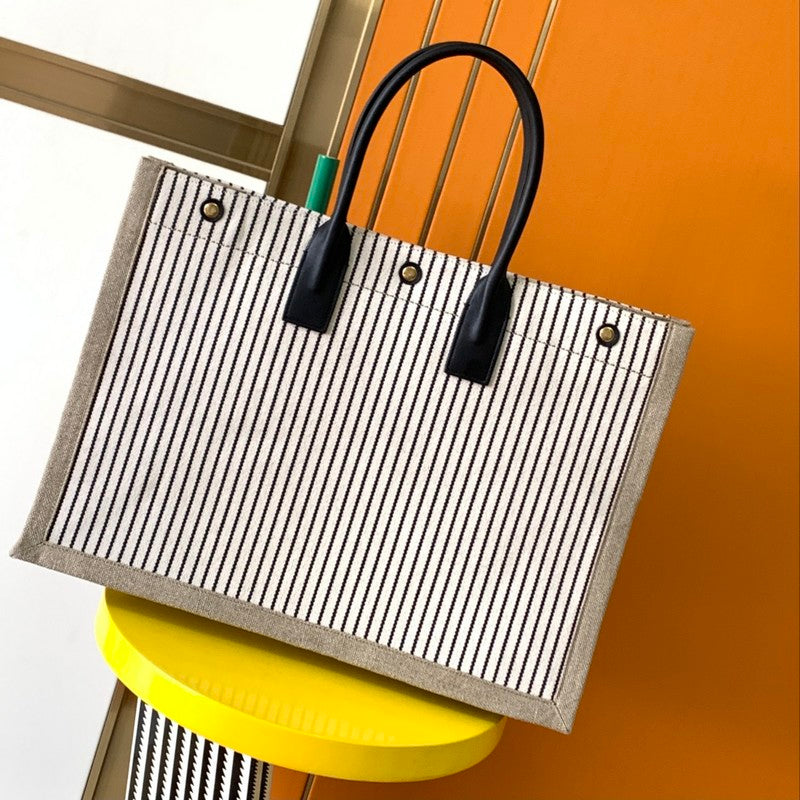 Luxurious Totes - Latest - 8084