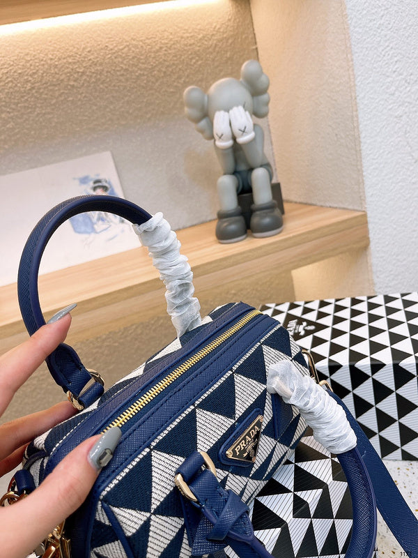 Luxurious Totes - PDA3 Bags - 307
