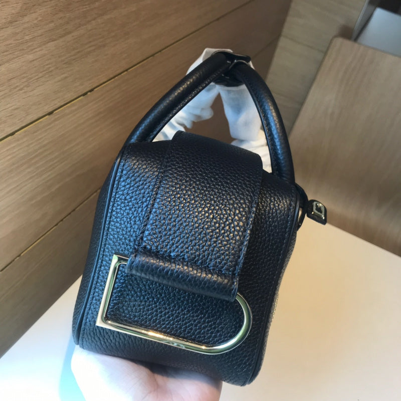 Luxurious Totes - Latest - 6099