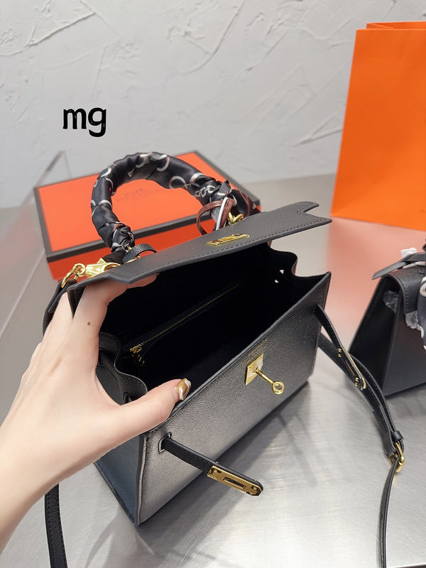 Luxurious Totes - HMS3 Bags - 054