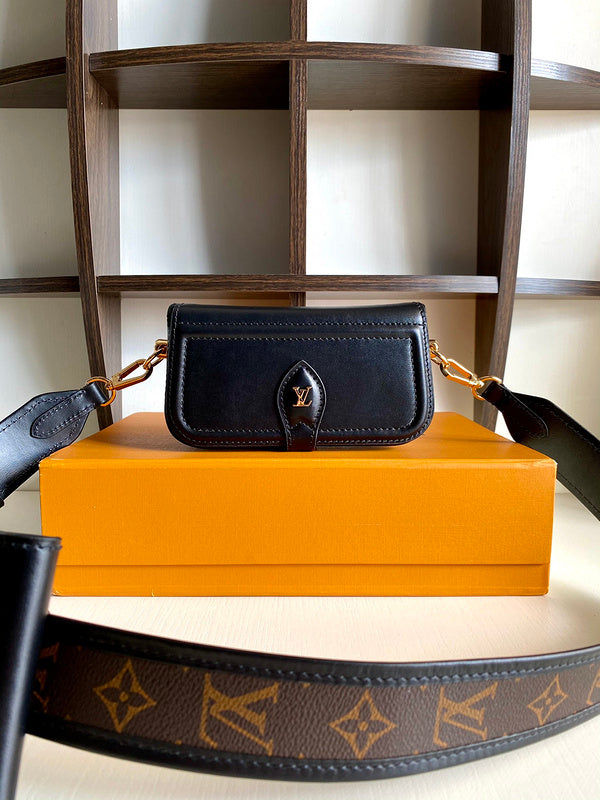 Luxurious Totes - Latest - 1531
