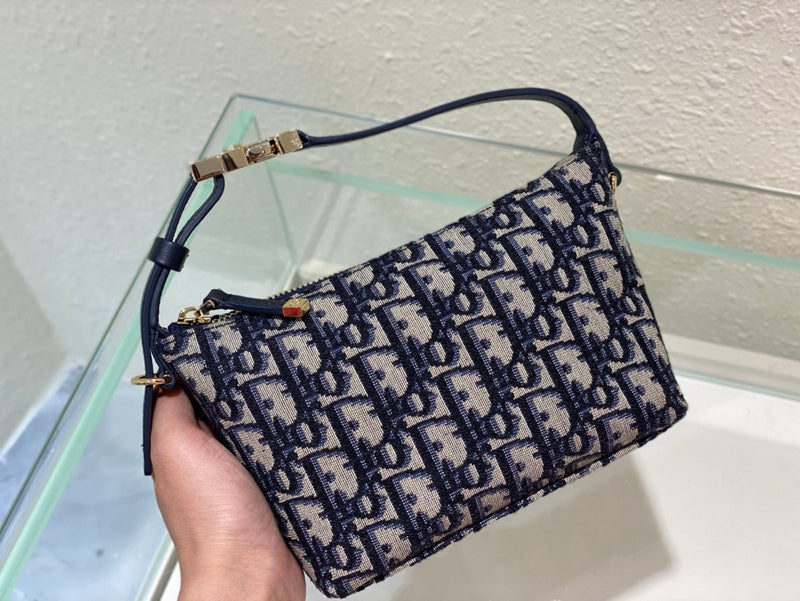 Luxurious Totes - Latest - 6411
