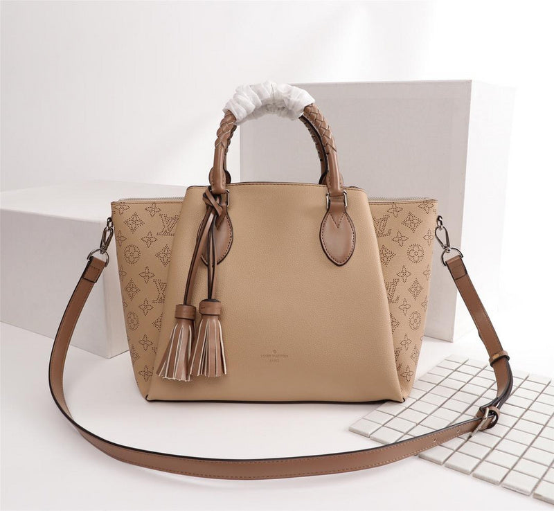 LOV - Luxurious Totes - 2721