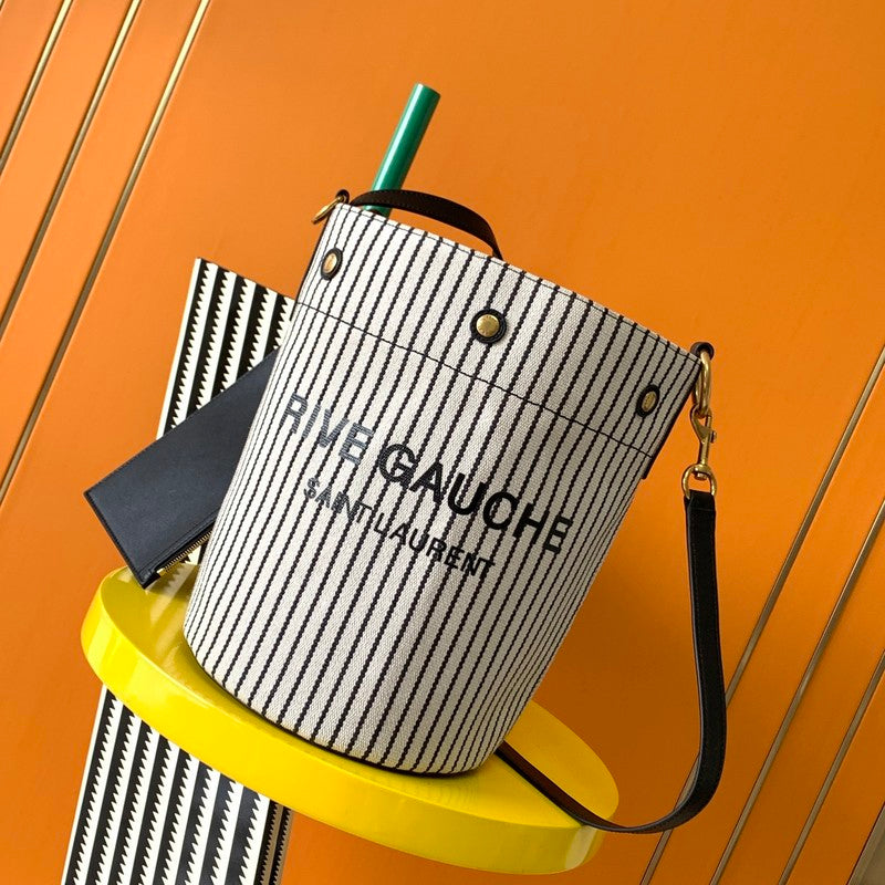 Luxurious Totes - Latest - 8085