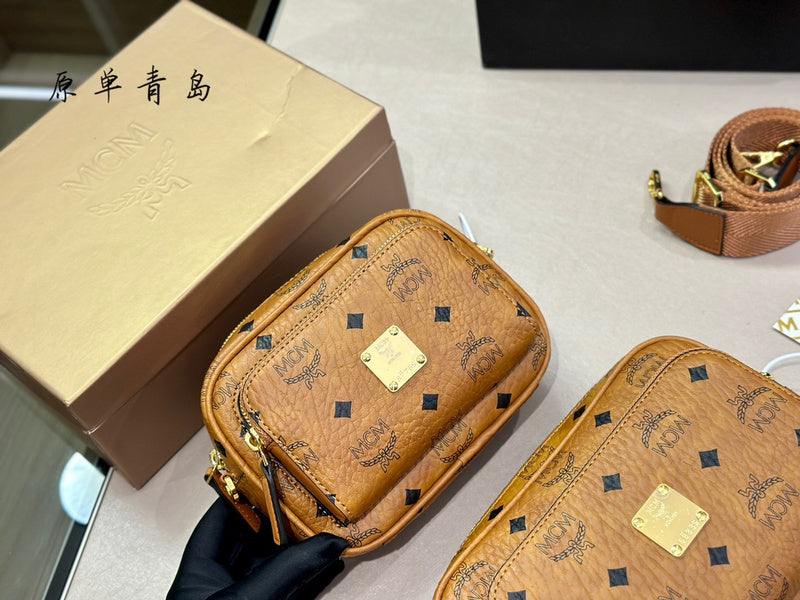 Luxurious Totes - CMM Bags - 018