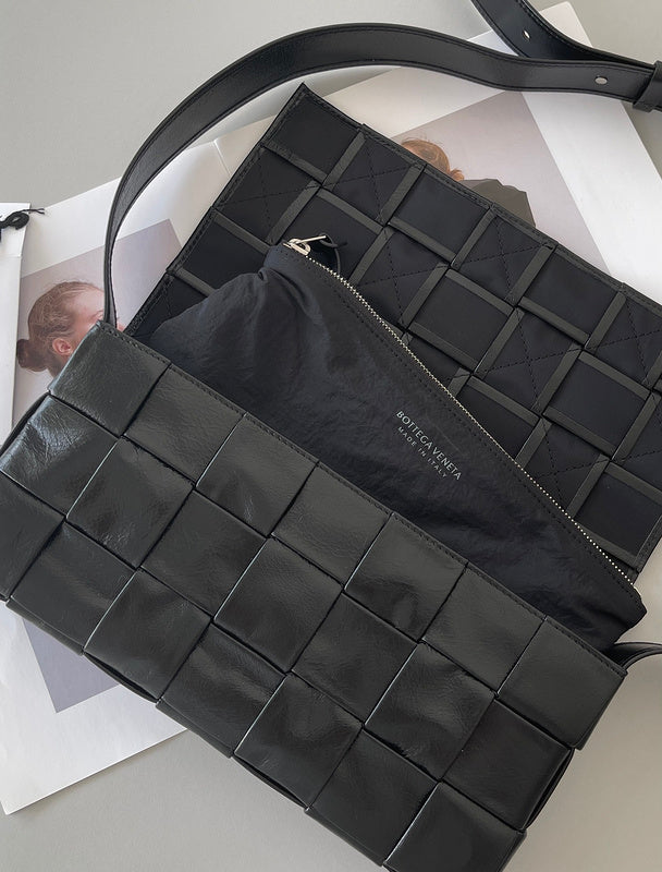 Luxurious Totes - Latest - 7000