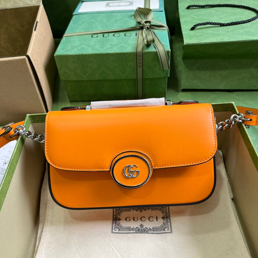 GUI - Luxurious Totes - 209