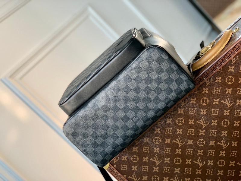 LOV - Luxurious Totes - 178