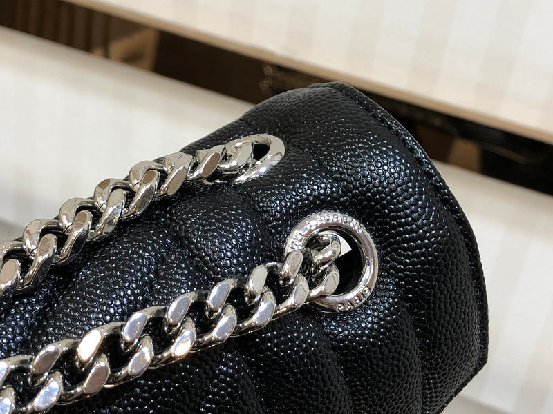 Luxurious Totes - Latest - 9131