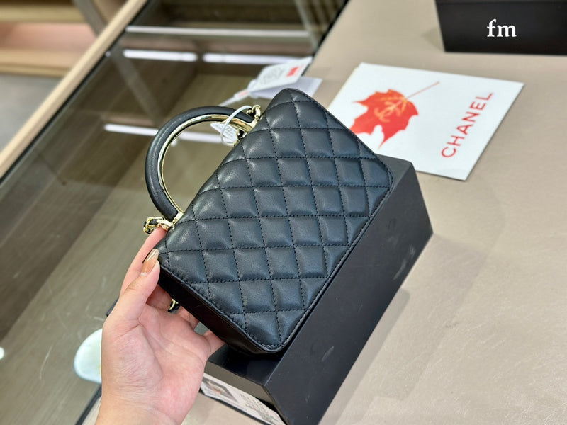 Luxurious Totes - CNL3 Bags - 136