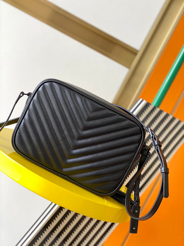 Luxurious Totes - Latest - 8641