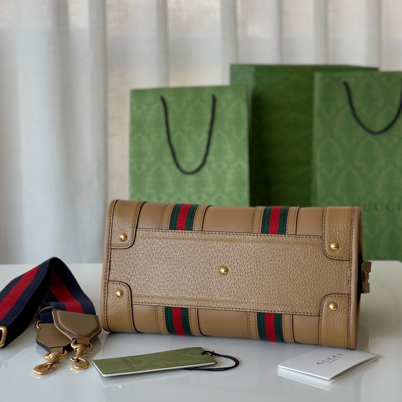 GUI - Luxurious Totes - 616