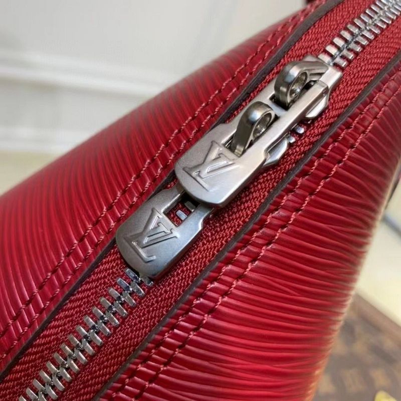 LOV - Luxurious Totes - 1173