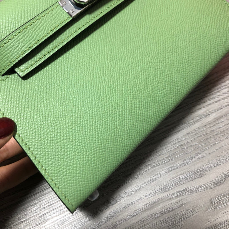 Luxurious Totes - Latest - 6741